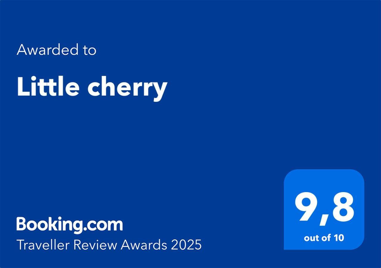 Little Cherry 스플리트 외부 사진